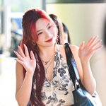 [드루와] [사진]레드벨벳 조이,'심쿵 인사'