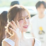 [드루와] 레드벨벳 웬디, ‘<b>민들레</b> 홀씨 비주얼 와니’ (김포공항...