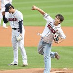 [포토] 온유 변화구에 뿜고 만 곽빈