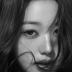 장원영, 스무살의 카리스마…홀릴 듯한 눈빛