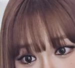 이 사진 눈화장 진짜 과즙<b>세연</b> 같다..