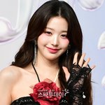“장원영의 질투, 연습생 데뷔 막았다” 女유튜버, 얼굴 가린채 법정...