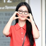 <b>신예</b>은 ‘앙증맞은 볼하트’[포토엔HD]