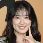 김혜윤, 볼 콕