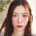 '160cm 42kg' 태연, 얼굴에 살 좀 붙었나…탄력과 생기...