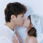 현아, 우려∙<b>비난</b> 속에서도…‘용준형‘과 입 맞추며 웨딩 화보