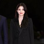 [종합] 한소희, '빚투'로 <b>절연</b>한 母 불법 도박장 개설 혐의로...
