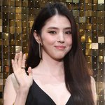 [왓<b>IS</b>] 한소희 母, 불법도박장 운영 혐의…‘빚투’ 이어 또 딸...