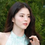 "부모 이혼에 5살부터 할머니가 길러줘" 한소희, 母 구속에...