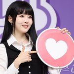 스테이씨 <b>시은</b>, 돋보이는 인형 히메컷