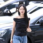 [mhn포토] 혜리 '유니크한 출근길 패션'