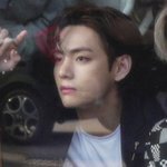 뷔 이 사진 개잘생겼네