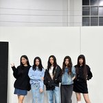 <b>데님</b>이 너무 잘 어울리는 뉴진스 비하인드 컷