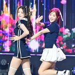 [사진]오마이걸 유아-효정,'매력 부자'