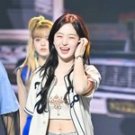 [사진]엔믹스 해원,'팬들 응원에 깨알같은 웃음'