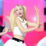 [포토] 오마이걸 <b>유빈</b>, '인형처럼 깜찍하게