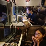 유이, <b>PC</b>방서 삼겹살·깐풍기 먹방 "왜 이렇게 맛있어?"