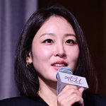 [신아영] 신아영, 쯔위 쇼케이스 진행[포토엔HD]