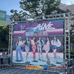 아이브 뜨자 日 들썩, 여친 데려온 20대男부터 가족 다이브까지...