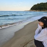 [댓글부탁해] '34세' 박보영, 바닷가에서 <b>민낯</b> 공개…여전한 '동안...