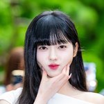 [사진]오마이걸 유아,'깜찍하게 볼 아궁빵'