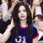 엔믹스 설윤, 감각적인 화보 컷 [포토엔HD]