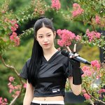 [모두드루와] [포토]르세라핌 카즈하, 사진찍을 땐 브이
