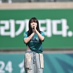 [스냅샷Q] 가수 예린, 김포<b>FC</b> 승리를 위해