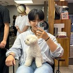 수상할 정도로 <b>동물</b>들이 들러붙는 남돌