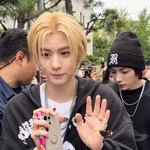 보<b>넥</b>도 오늘 뮤뱅 출근