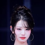 장원영 <b>똥머리</b> 자주 좀 보고 싶은 이유