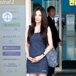 [포토] <b>서현</b> '데님룩으로 완성한 공항패션'