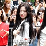 찾았다' 오마이걸, 섹시+청순 다 되는 데뷔 10년 차의 출근길