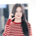 블랙핑크 지수 x Tommy Hilfiger ㄷㄷ