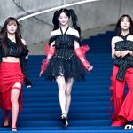 [사진]<b>빌리</b> 시윤-츠키-문수아, '시선 사로잡는 등장'