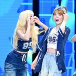 [사진]오마이걸 유빈-승희,'사랑스럽게'