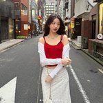 [댓글부탁해] 장원영, 크롭톱 입고 뽐낸 청순 섹시 매력…도쿄서도...