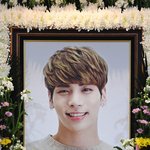 故종현 누나 "숨어만 지내다 수면 위로..혼자의 힘듦으로 끝나지...