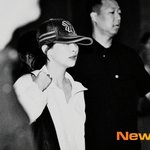 [댓글부탁해] 입국장 슬기, 눈길 사로잡는 표정 [포토엔HD]