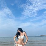 "안녕 잘가"…주이, 이별했나→파격 비키니로 드러낸 <b>슬렌</b>더 몸매