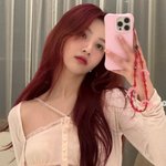 [댓글부탁해] 조이, 인어공주가 셀카도 잘 찍네‥신비로운 분위기에...