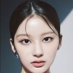 <b>설윤</b> 눈 내사시인거야?