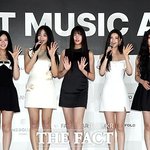 [2024 <b>TMA</b>] 사랑스런 뉴진스 '발랄하게 포토월 입장'