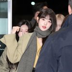 아이브 장원영 ‘경호원 어깨 너머로 보이는 예쁨’[포토엔HD]