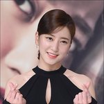 '마에스트라' 최윤소, 미국서 <b>비밀리</b> 결혼…신랑은 연상의 회사원