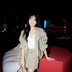 김혜윤, <b>크롭</b> 트렌치 스타일링…'상큼한 가을 여신'