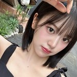 아이브 안유진, 앞머리 내리니 더 소두 ‘햇살 미소’ [DA]