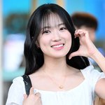 [댓글부탁해] 김혜윤 ‘백만불짜리 보조개 담은 볼하트’[포토엔<b>HD</b>]