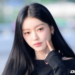 [사진]오마이걸 유아,'설레는 눈맞춤