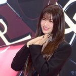[댓글부탁해] [포토] 뉴진스 다니엘, '귀여운 눈웃음~'